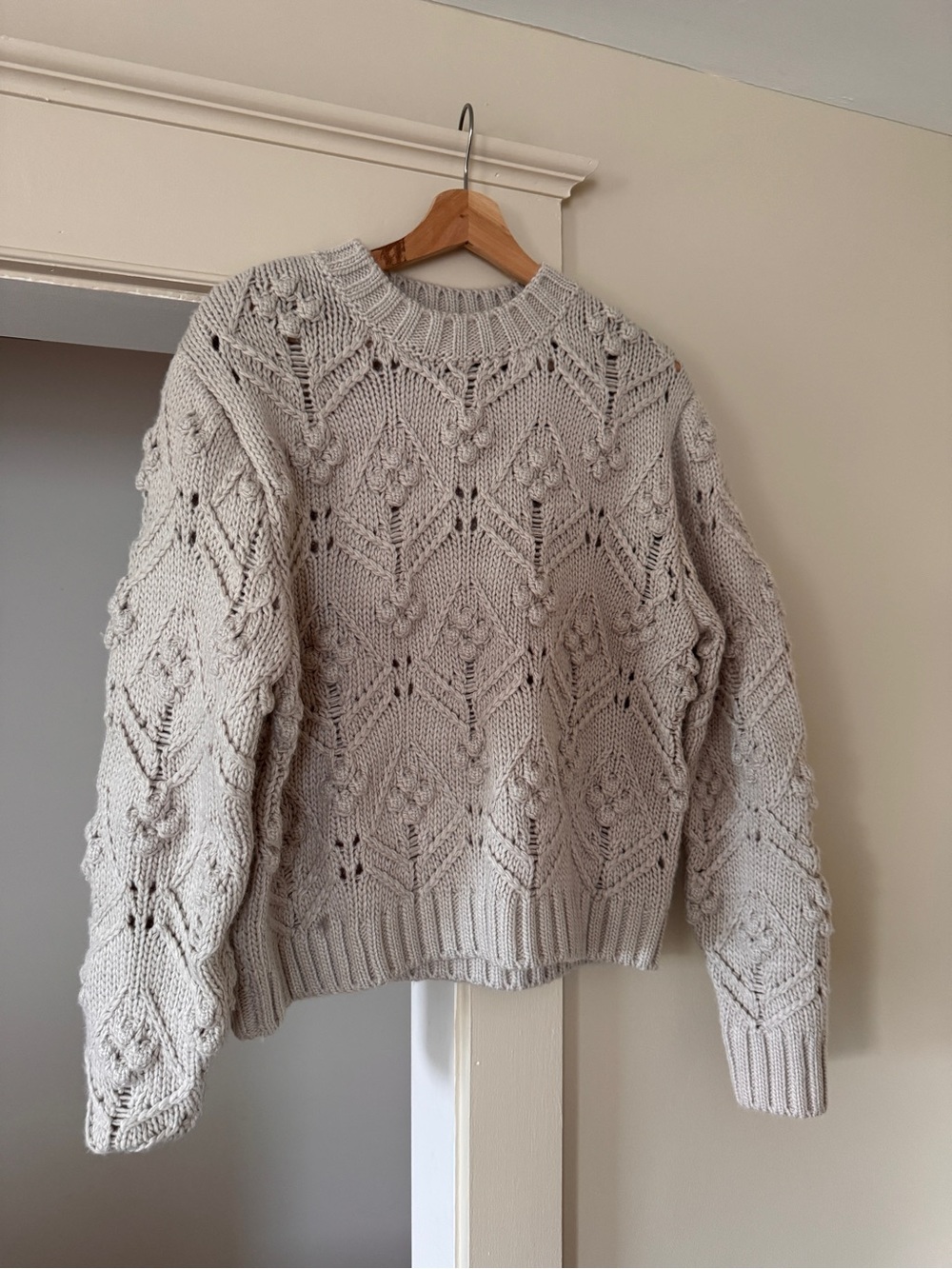 Cream Gray Cable-Knit Bobble Women’s Sweater - Cozy Crewneck Pullover